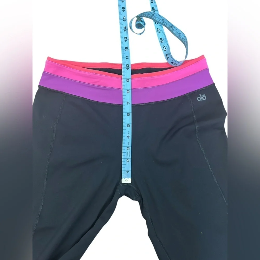 Alo Black & Pink Purple Colorblock Waist Activewear Capri Leggings Womens Medium